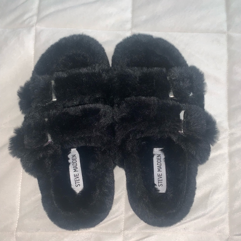 Steve Madden Slippers
